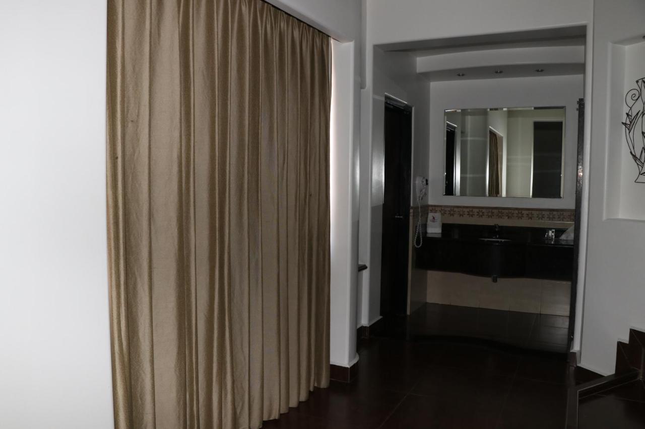 Motel Marina Marbella Tijuana Eksteriør billede